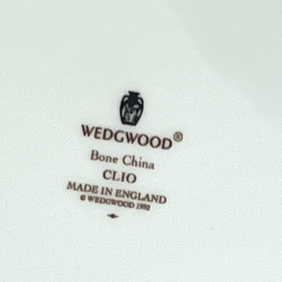 Wedgewood Bone China Salad Plate Floral Gold Rim Clio Pattern Vintage 1990s - Picture 5 of 6